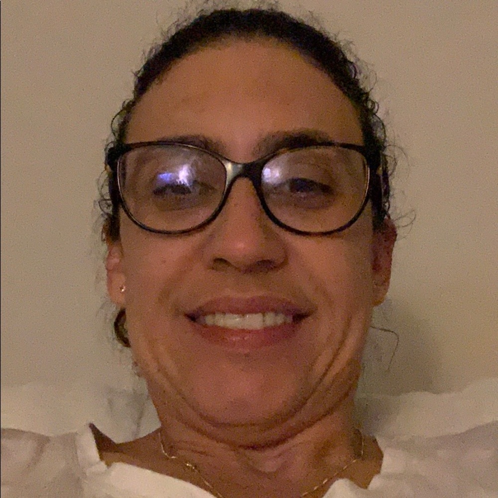 Meet your Posher, Andrea